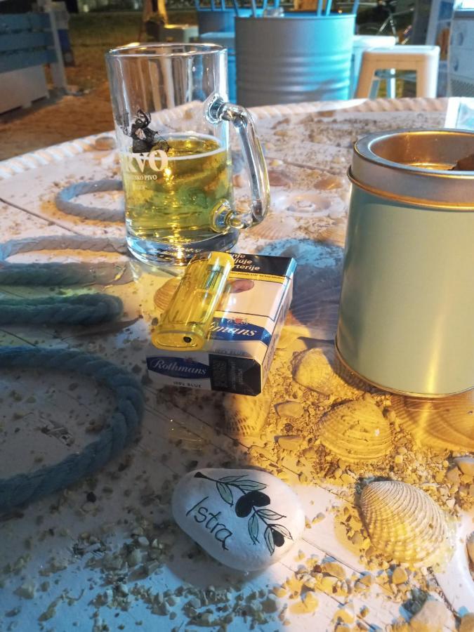Apartman Sole Leilighet Karigador Eksteriør bilde